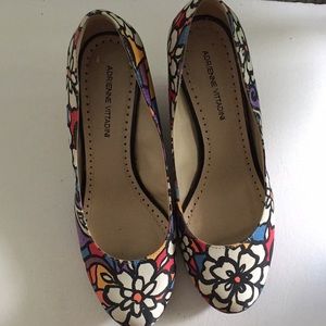 2/$30 Super cute Adrienne Vittadini wedge!